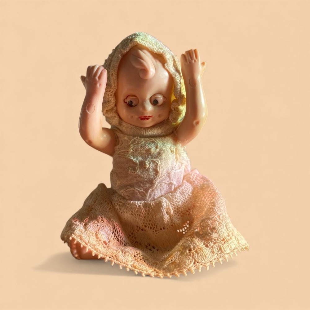 vintage 1950s rattle baby‎ doll 4"